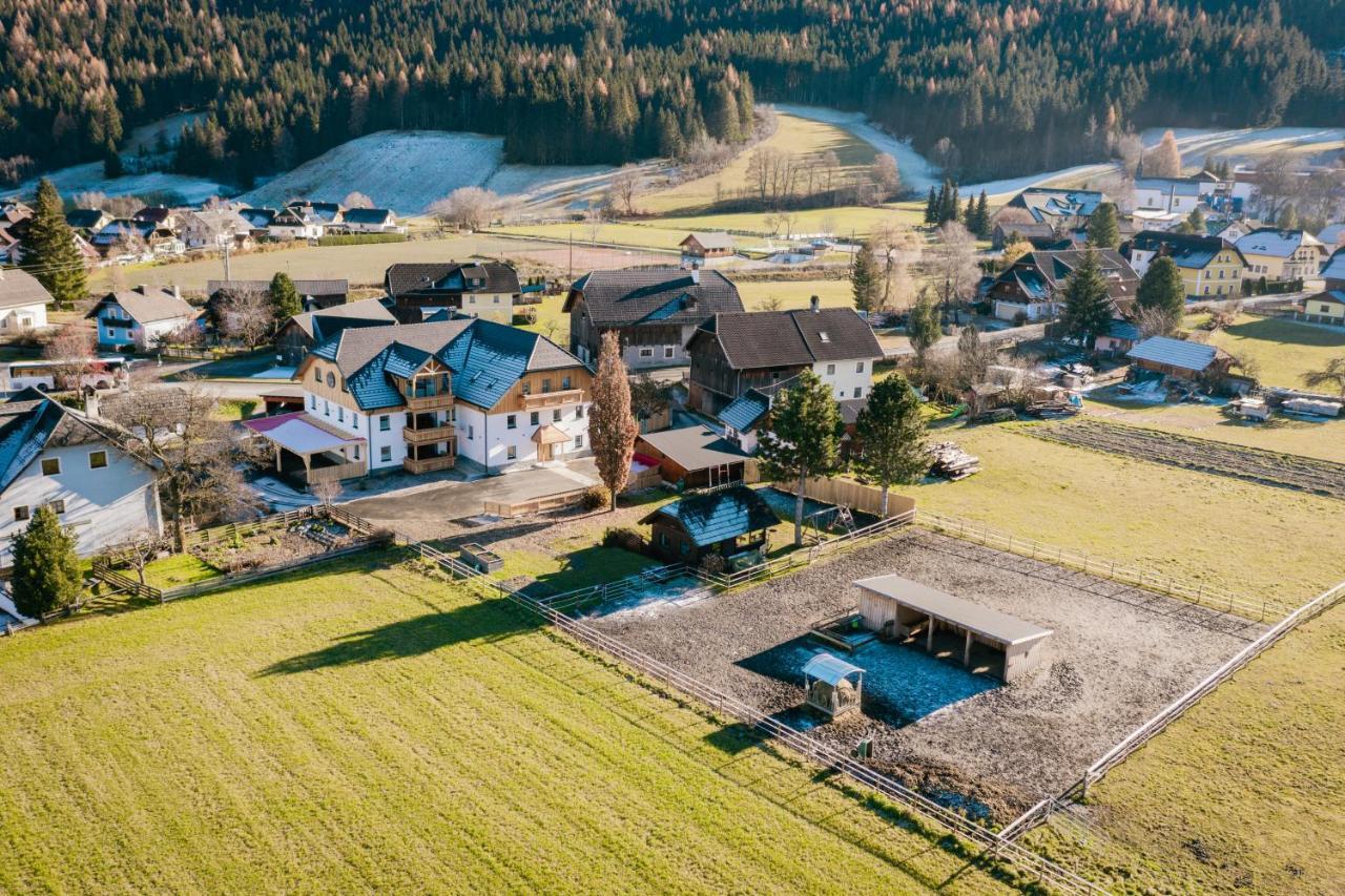 Landhaus Holzer Санкт Маргаретен им Лунгау Екстериор снимка