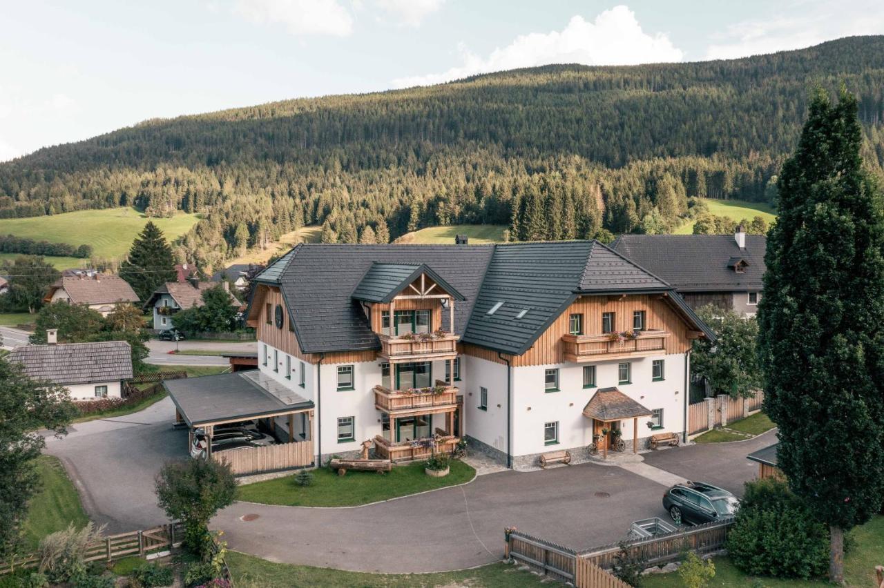 Landhaus Holzer Санкт Маргаретен им Лунгау Екстериор снимка